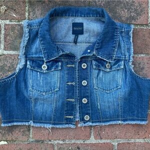 Pepe Jeans Blue Denim Cropped Vest with Button Front